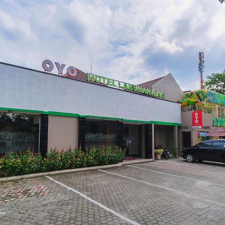 Oyo 741 Hotel Labuhan Raya Medan Dış mekan fotoğraf