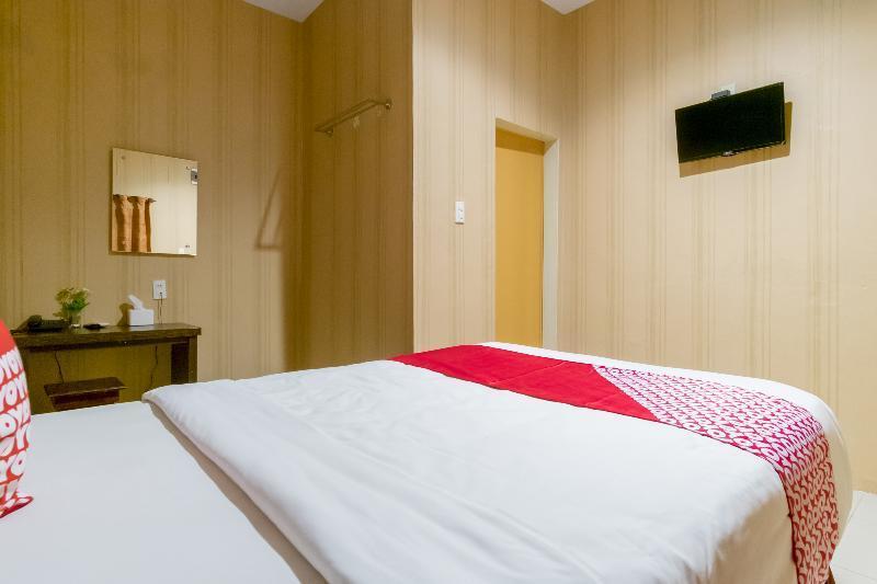 Oyo 741 Hotel Labuhan Raya Medan Dış mekan fotoğraf