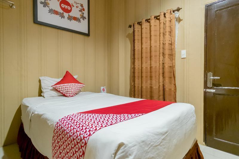 Oyo 741 Hotel Labuhan Raya Medan Dış mekan fotoğraf