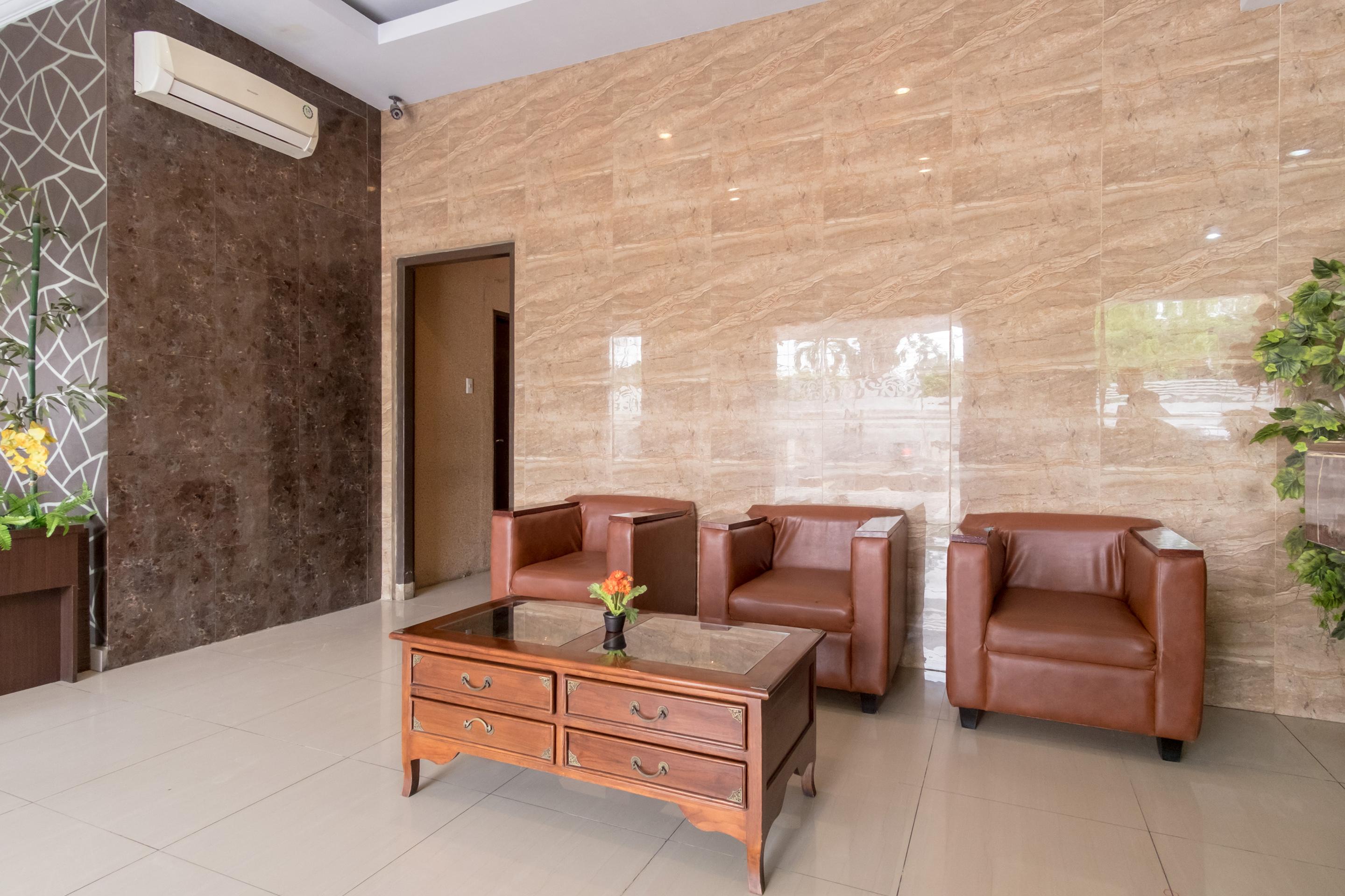 Oyo 741 Hotel Labuhan Raya Medan Dış mekan fotoğraf