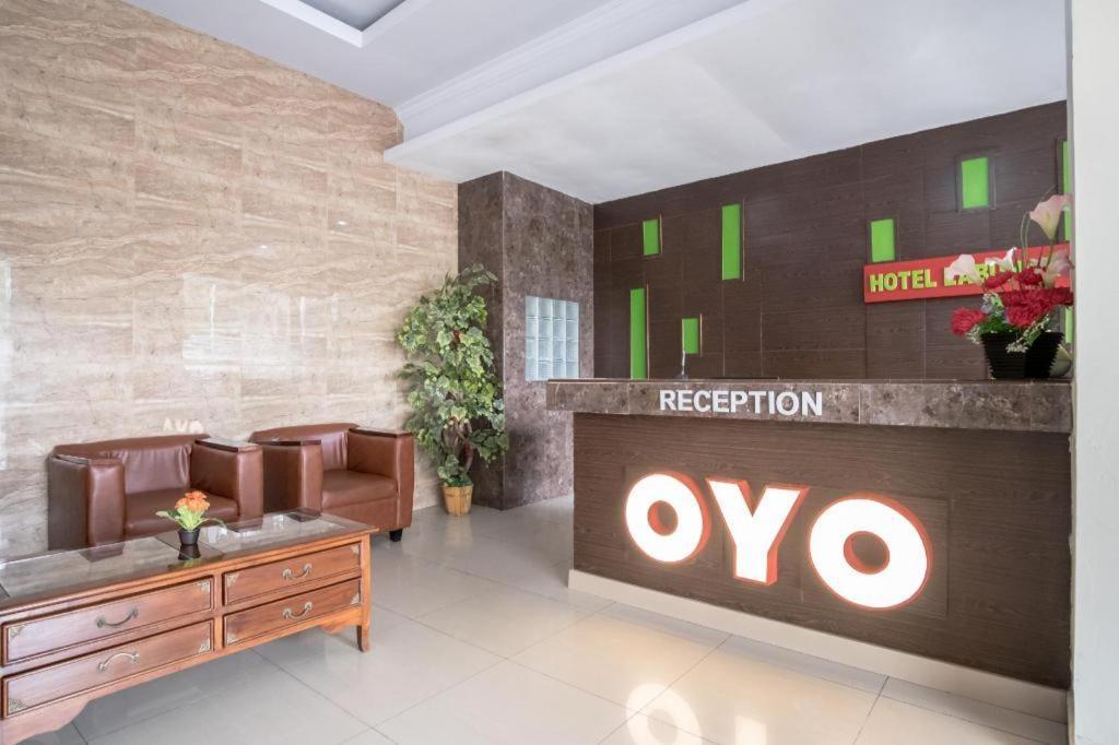 Oyo 741 Hotel Labuhan Raya Medan Dış mekan fotoğraf