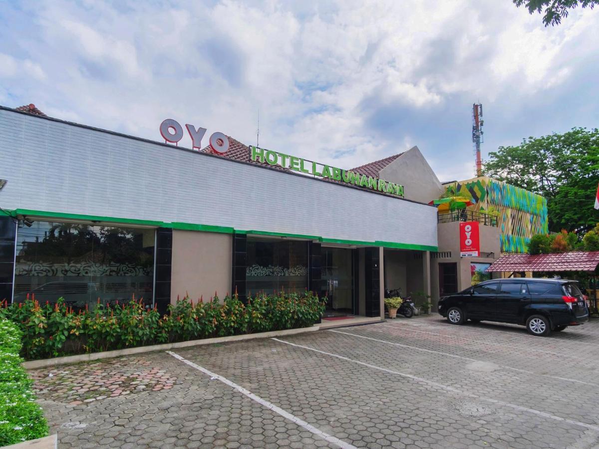Oyo 741 Hotel Labuhan Raya Medan Dış mekan fotoğraf