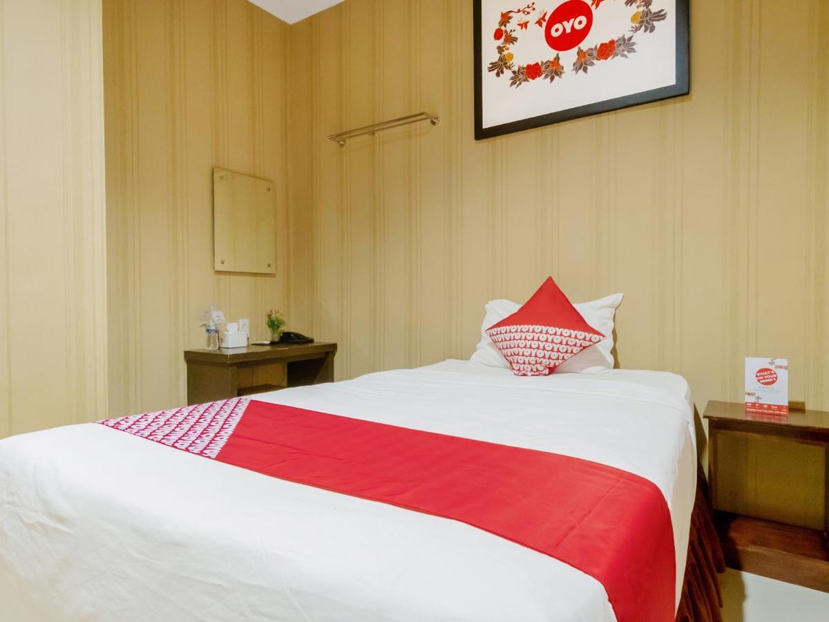 Oyo 741 Hotel Labuhan Raya Medan Dış mekan fotoğraf