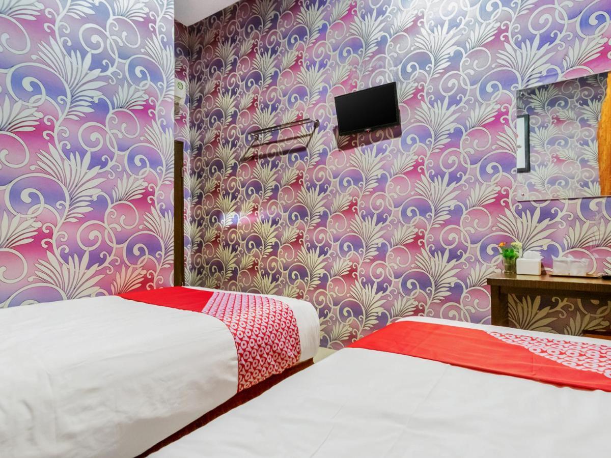 Oyo 741 Hotel Labuhan Raya Medan Dış mekan fotoğraf