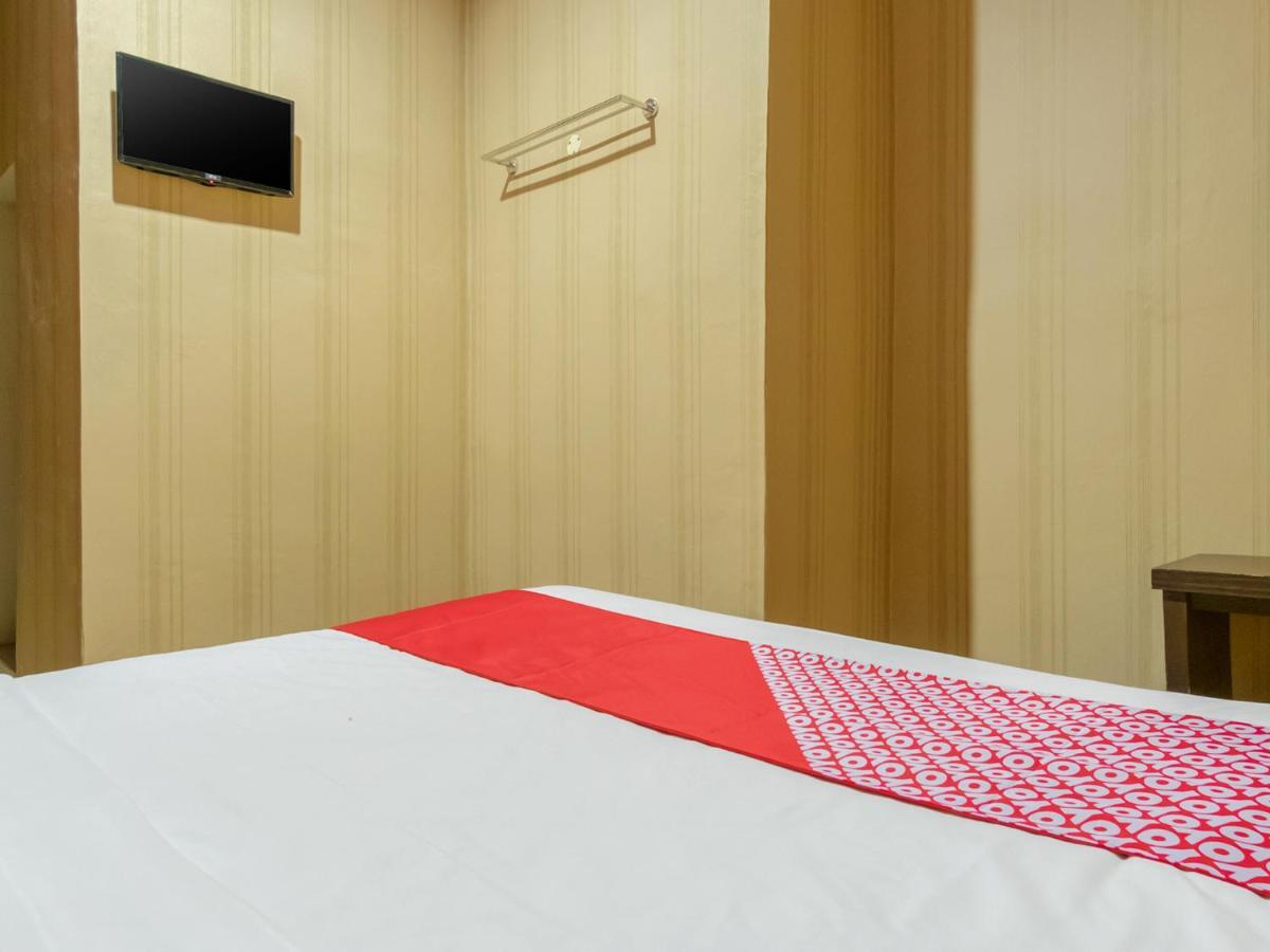 Oyo 741 Hotel Labuhan Raya Medan Dış mekan fotoğraf
