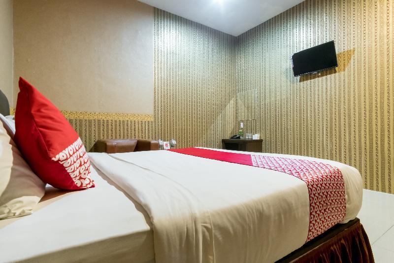 Oyo 741 Hotel Labuhan Raya Medan Dış mekan fotoğraf